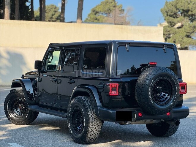 Jeep Wrangler-11