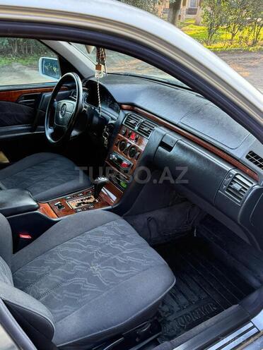 Mercedes E 240 1998, 540,000 km - 2.4 l - Bakı