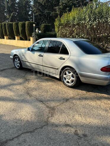 Mercedes E 240 1998, 540,000 km - 2.4 l - Bakı