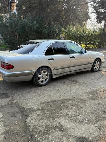 Mercedes E 240 1998, 540,000 km - 2.4 l - Bakı