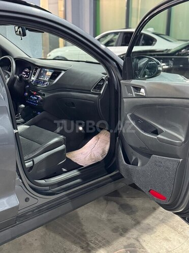 Hyundai Tucson 2018, 92,000 km - 1.7 l - Bakı