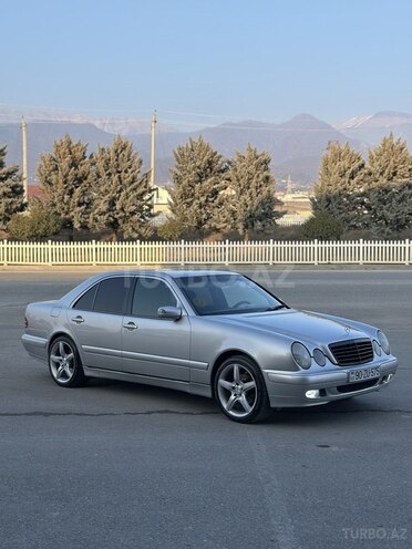 Mercedes E 220 d 2001, 280,189 km - 2.2 л - Bakı
