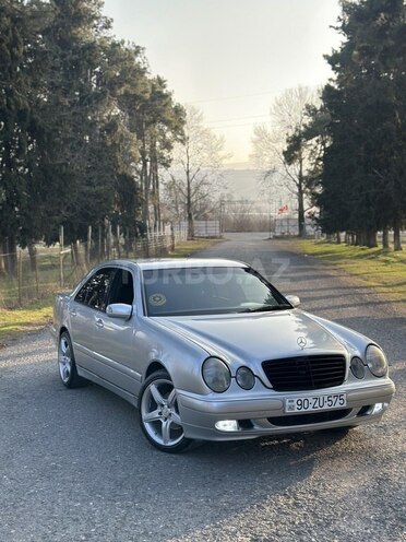 Mercedes E 220 d 2001, 280,189 km - 2.2 л - Bakı