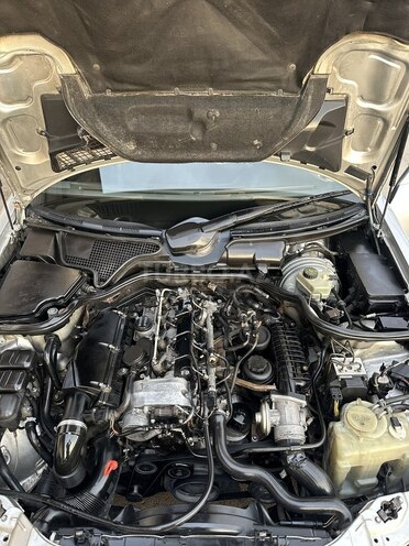 Mercedes E 220 d 2001, 280,189 km - 2.2 л - Bakı