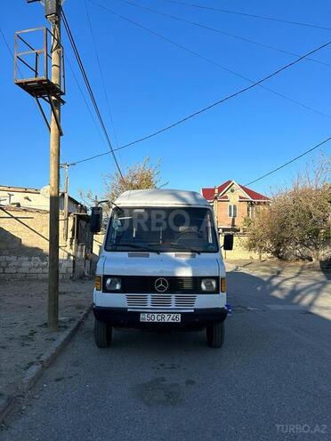 Mercedes 208 D 1992, 350,000 km - 2.5 l - Sumqayıt