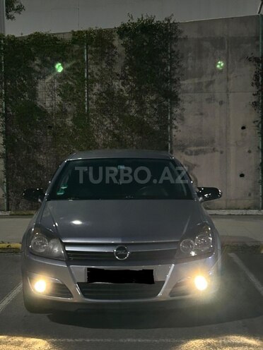 Opel Astra 2005, 311,000 km - 1.4 l - Bakı