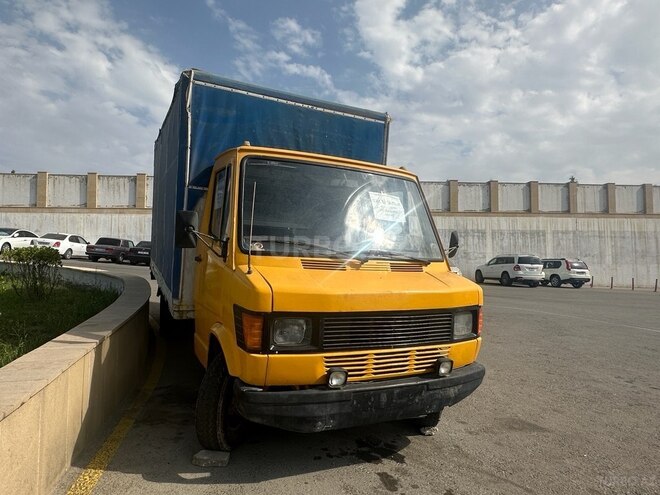 Mercedes 410 D 1990, 350,000 km - 2.9 л - Bakı
