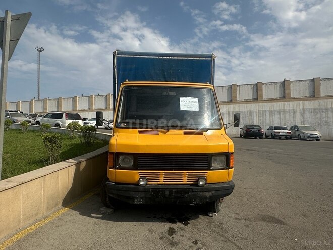 Mercedes 410 D 1990, 350,000 km - 2.9 л - Bakı