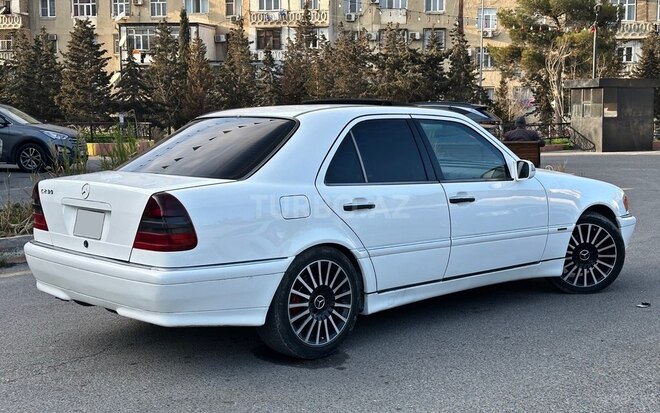 Mercedes C 230 1998, 300,000 km - 2.3 l - Bakı