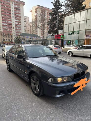 BMW 525 1999, 450,000 km - 2.5 l - Astara