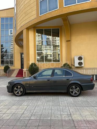 BMW 525 1999, 450,000 km - 2.5 l - Astara