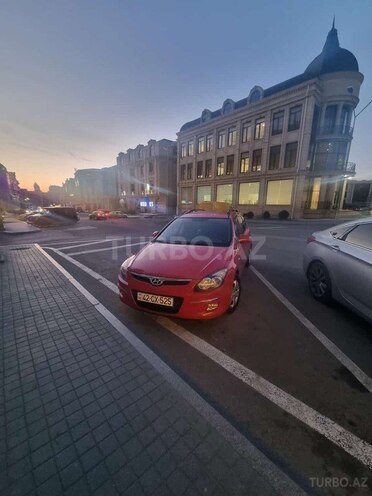Hyundai i30 2009, 400,000 km - 1.6 l - Bakı