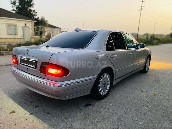 Mercedes E 220 d 2000, 610,000 km - 2.2 l - Bakı