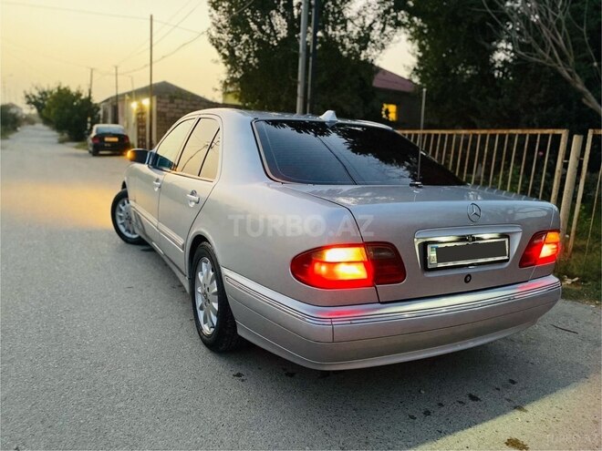 Mercedes E 220 d 2000, 610,000 km - 2.2 l - Bakı