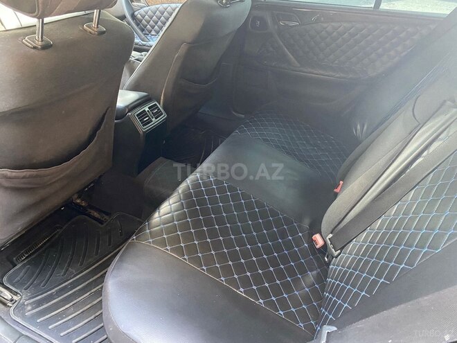 Mercedes E 220 d 2000, 610,000 km - 2.2 l - Bakı