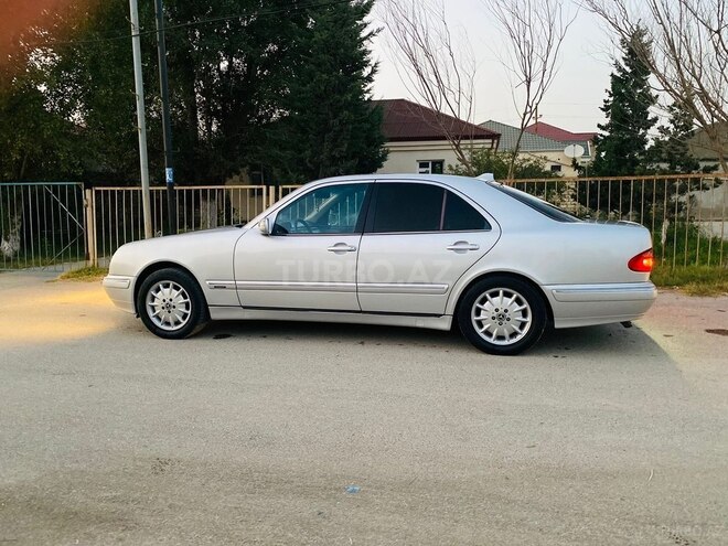 Mercedes E 220 d 2000, 610,000 km - 2.2 l - Bakı