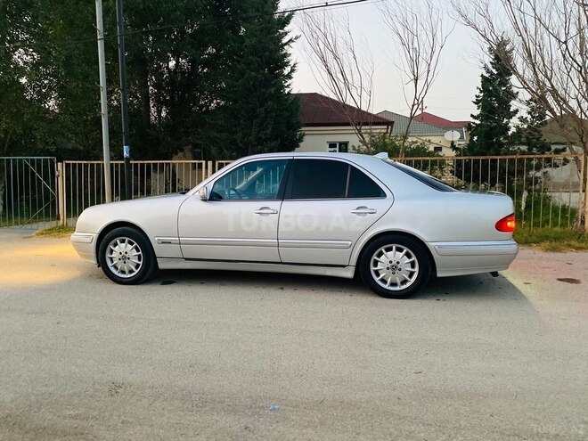 Mercedes E 220 d 2000, 610,000 km - 2.2 l - Bakı