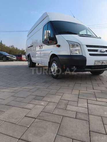 Ford Transit-8