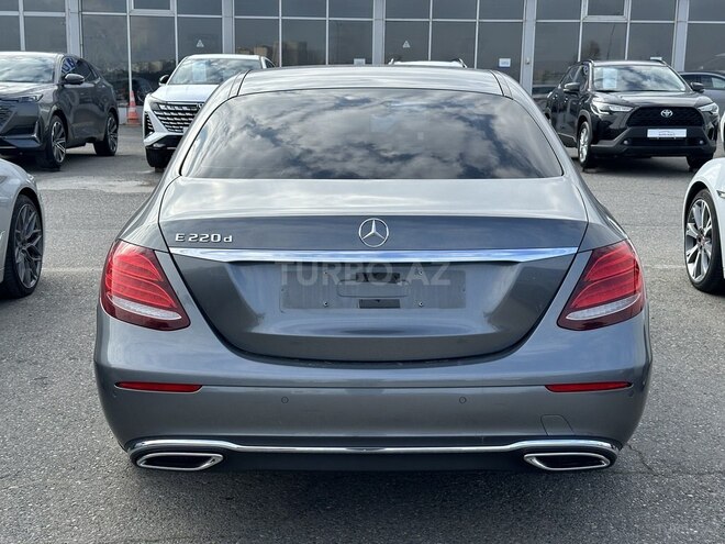 Mercedes E 220 d 2016, 192,000 km - 2.0 л - Bakı