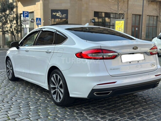 Ford Fusion (North America) 2020, 118,213 km - 2.0 l - Bakı