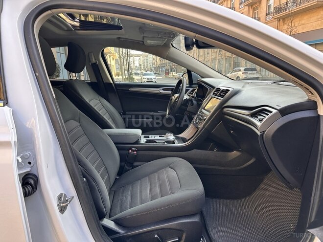 Ford Fusion (North America) 2020, 118,213 km - 2.0 l - Bakı