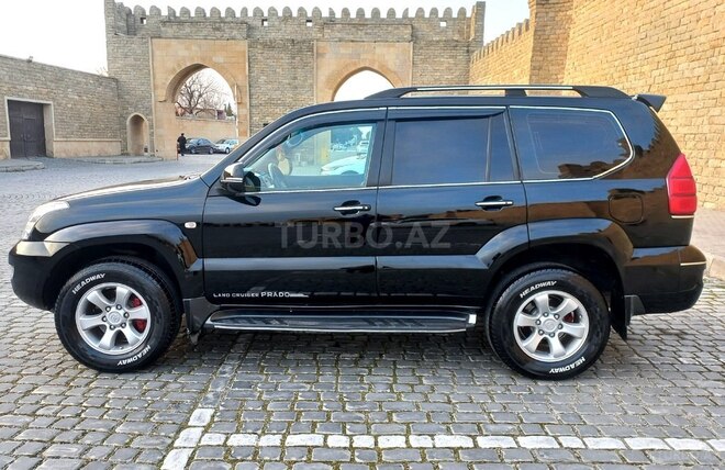 Toyota Land Cruiser Prado-4