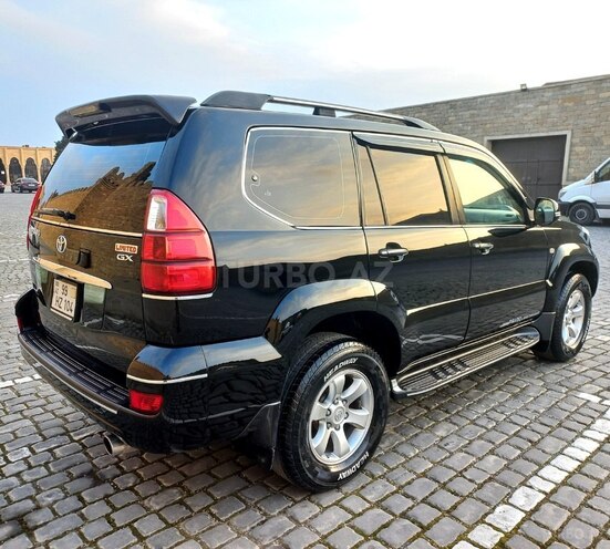 Toyota Land Cruiser Prado-6