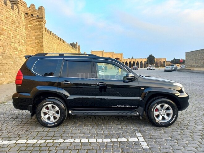 Toyota Land Cruiser Prado-5