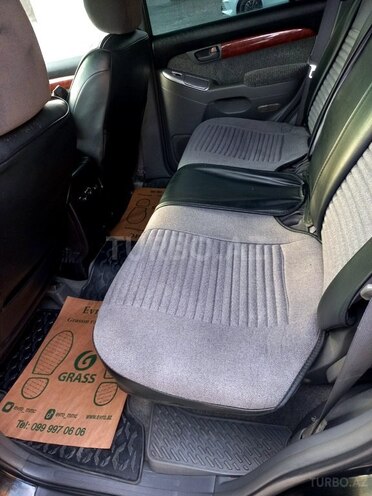 Toyota Land Cruiser Prado-10
