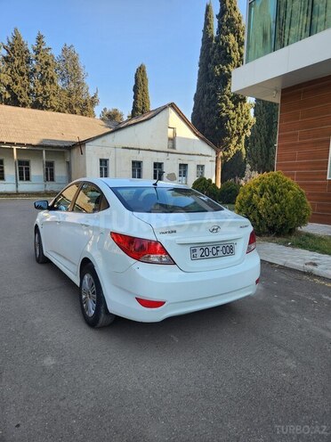 Hyundai Accent 2012, 190,000 km - 1.6 л - Tovuz