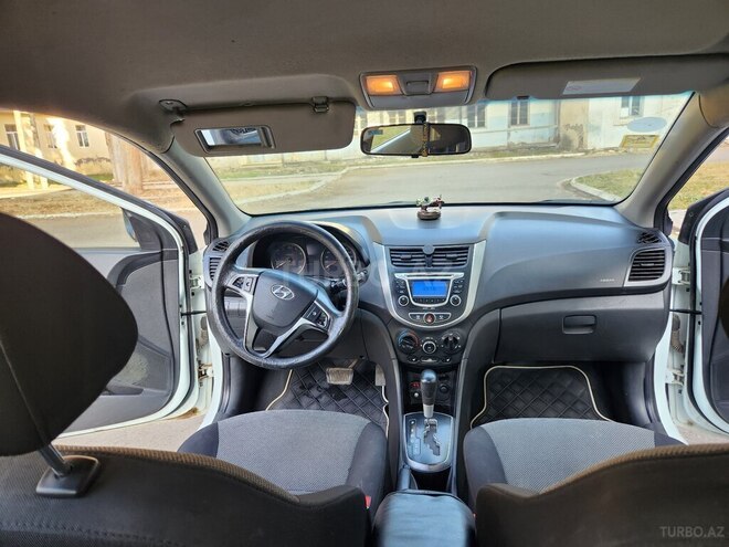 Hyundai Accent 2012, 190,000 km - 1.6 л - Tovuz