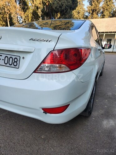Hyundai Accent 2012, 190,000 km - 1.6 л - Tovuz