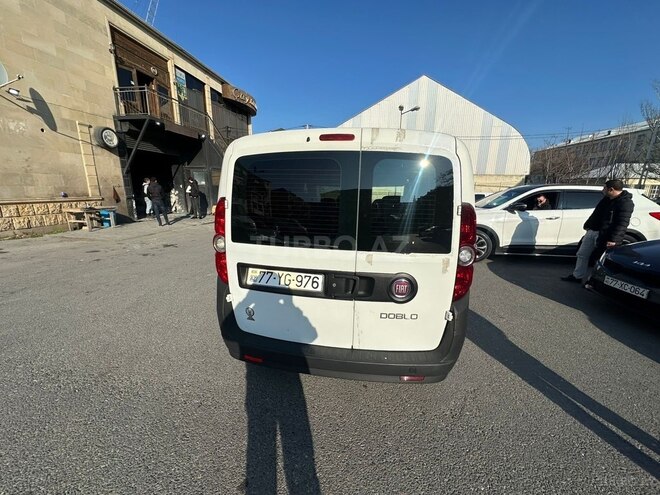Fiat Doblo-4