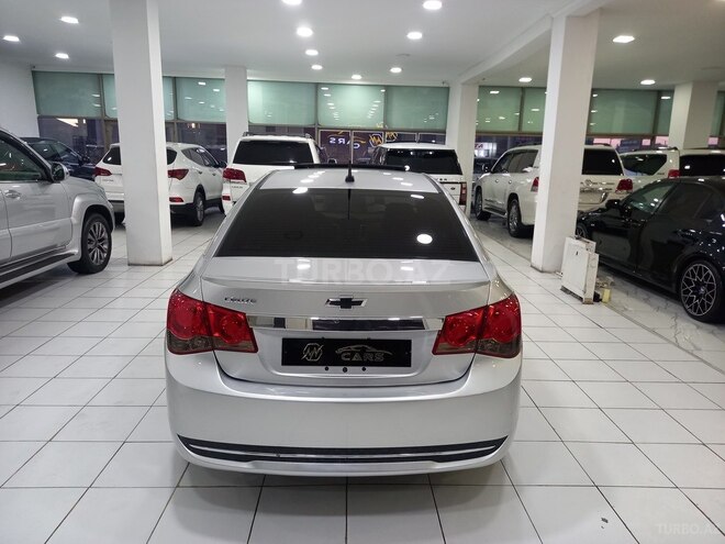 Chevrolet Cruze-4