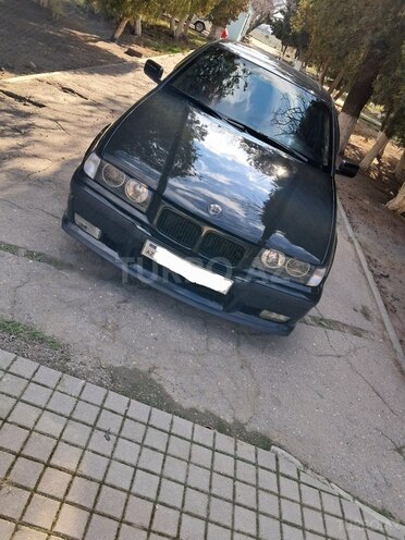 BMW 320 1995, 345,000 km - 2.0 l - Xırdalan