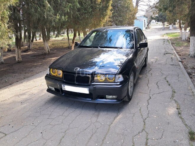 BMW 320 1995, 345,000 km - 2.0 l - Xırdalan