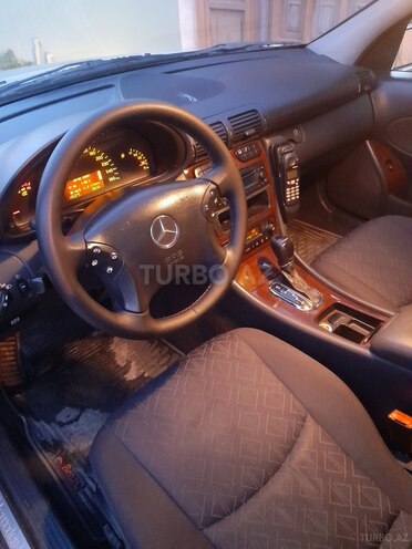 Mercedes C 180 2001, 299,666 km - 2.0 l - Bakı