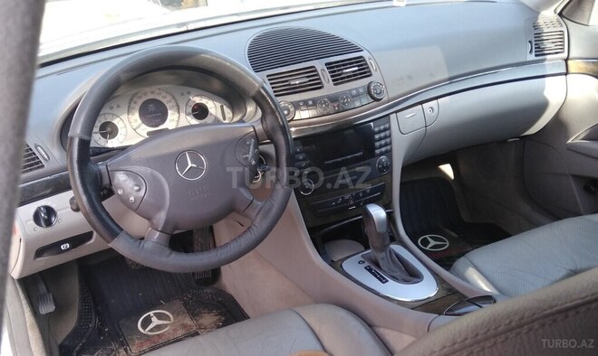 Mercedes E 240 2003, 283,021 km - 2.6 l - Cəlilabad
