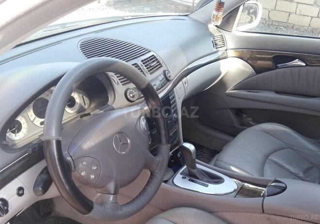 Mercedes E 240 2003, 283,021 km - 2.6 l - Cəlilabad