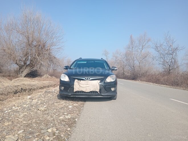 Hyundai i30 2011, 245,197 km - 1.6 л - Qəbələ