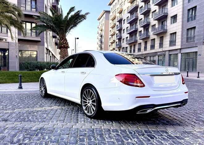 Mercedes E 300 2017, 88,000 km - 2.0 l - Bakı