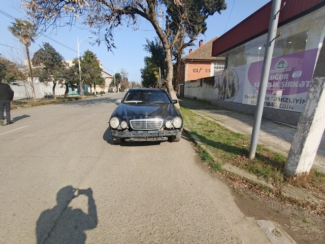 Mercedes C 220 d 1999, 402,612 km - 2.2 л - Lənkəran