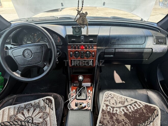 Mercedes C 220 d 1999, 479,500 km - 2.2 л - Yevlax