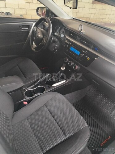 Toyota Corolla 2013, 214,000 km - 1.6 l - Sabirabad