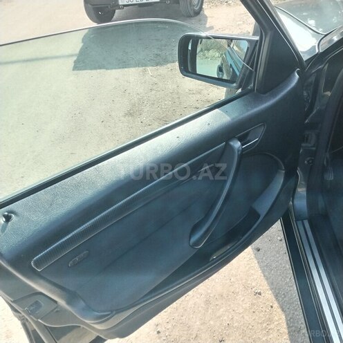 Mercedes C 240 2000, 804,672 km - 2.4 l - Salyan