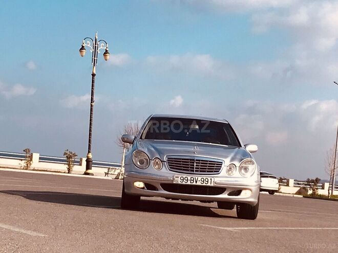 Mercedes E 270 2002, 385,000 km - 2.7 l - Sumqayıt