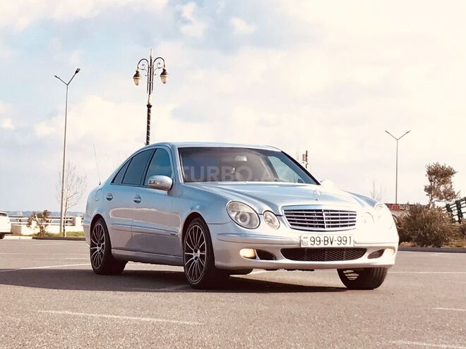 Mercedes E 270 2002, 385,000 km - 2.7 l - Sumqayıt