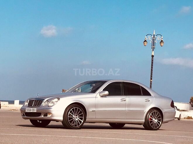 Mercedes E 270 2002, 385,000 km - 2.7 l - Sumqayıt