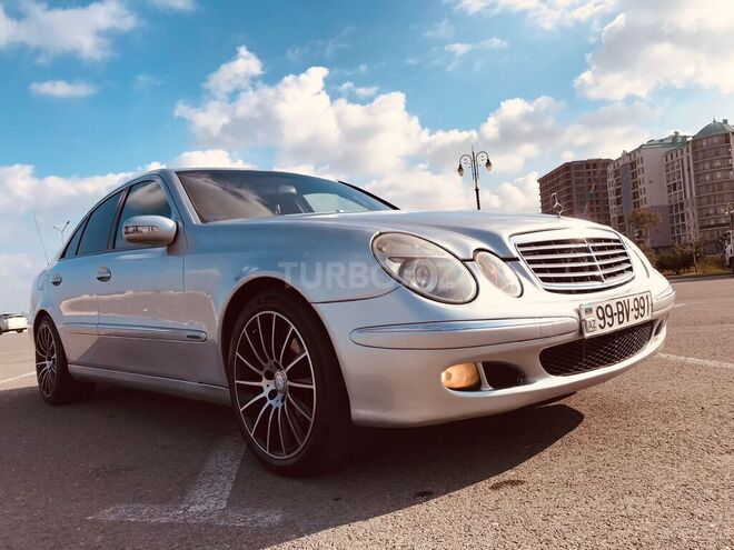 Mercedes E 270 2002, 385,000 km - 2.7 l - Sumqayıt