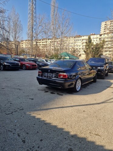 BMW 540 2001, 265,000 km - 4.4 l - Bakı